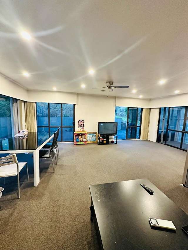 58 Cyclarama Crescent 11410_4