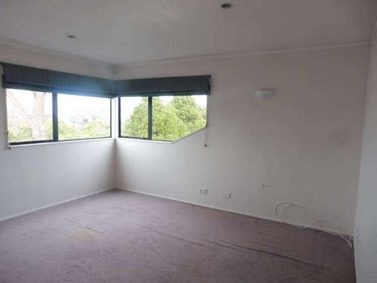 396C River Road 10458_4