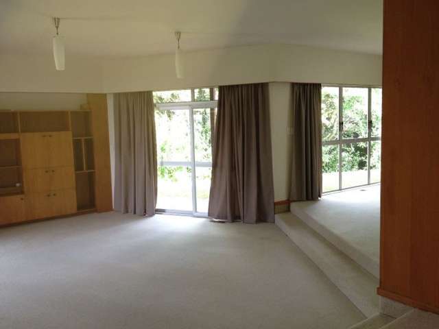 24 Takahe Street Tikipunga_1