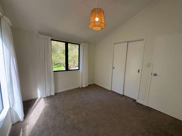 1 Te Toki Rd Ostend_8