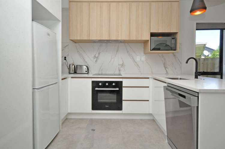 12f Keate Place Mount Wellington_15