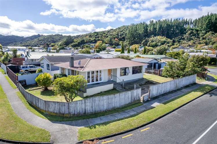 8 Meremere Street Wainuiomata_20