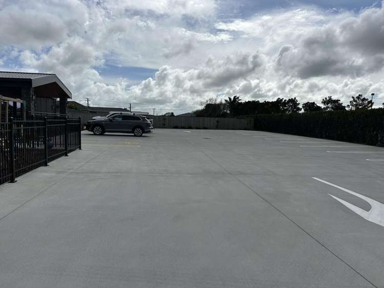 100 Glover Road Hawera_19