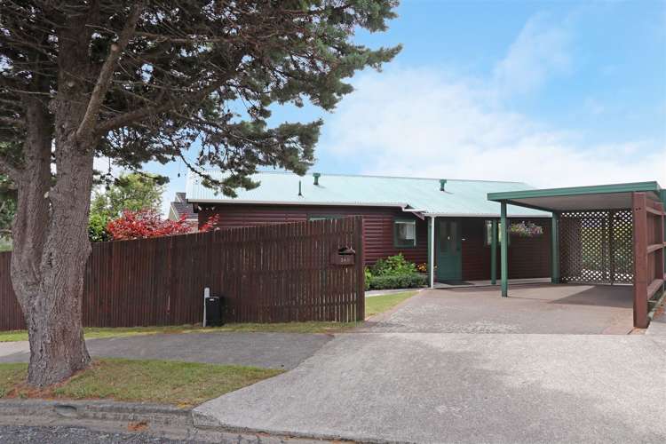 24b Greyfriars Crescent Tawa_17