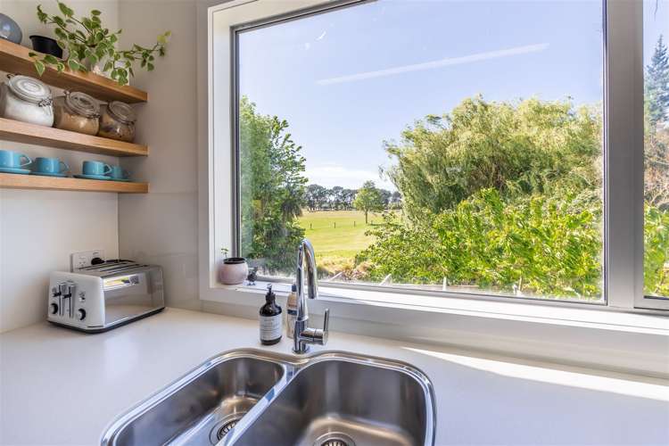 8 Bidwell Place Hillmorton_15