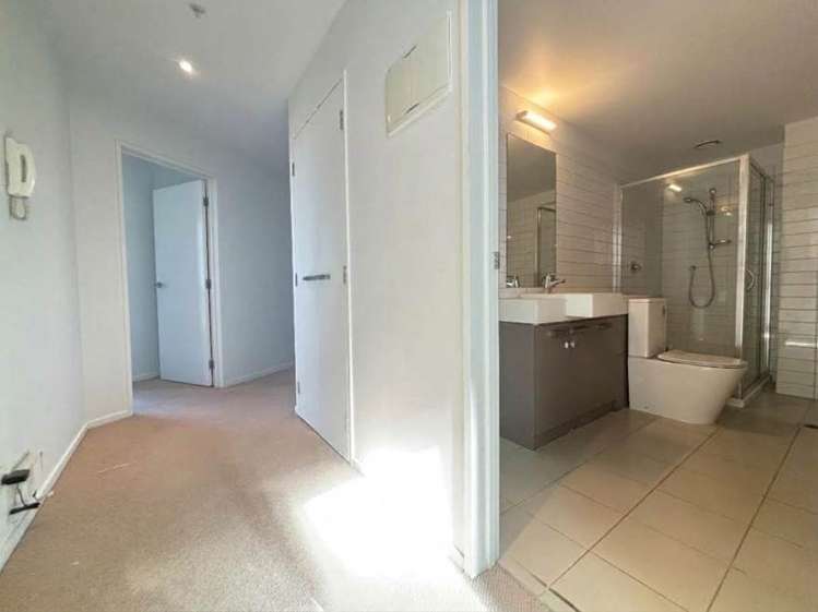 4a/84 Gunner Drive Te Atatu Peninsula_1