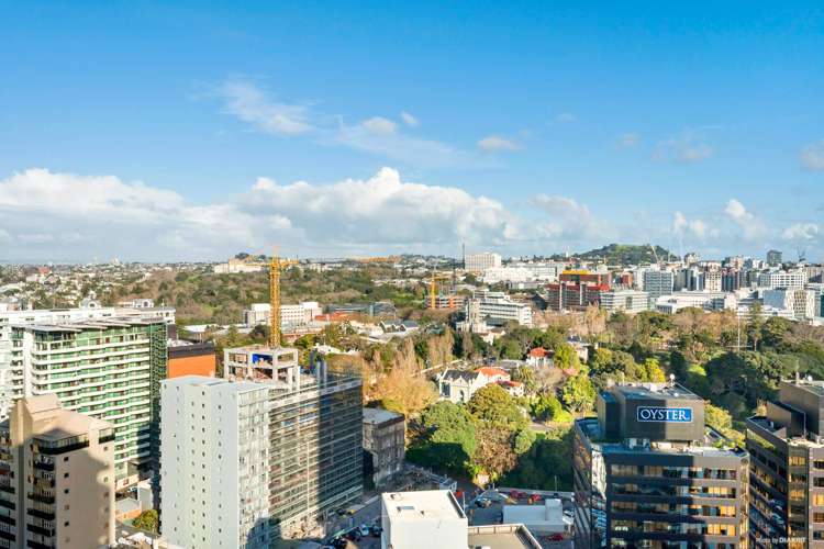 32h/16 Gore Street Auckland Central_7