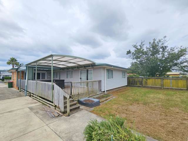 11 Salas Place Papakura_1
