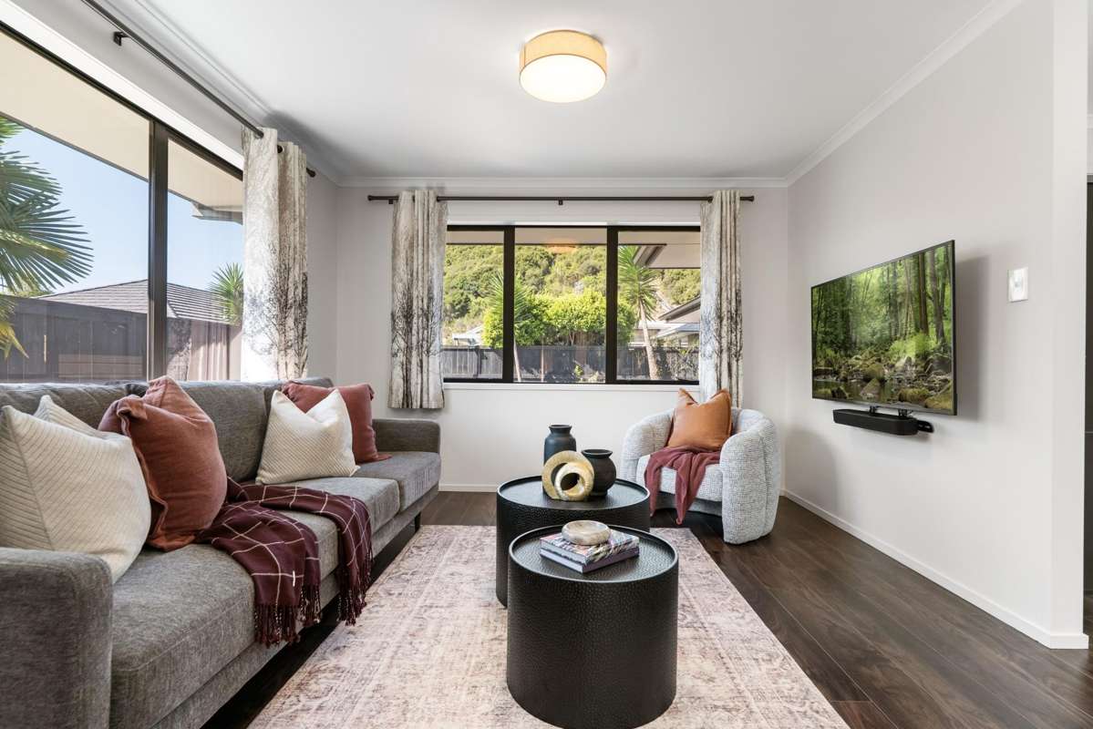 274 Lakes Boulevard_3