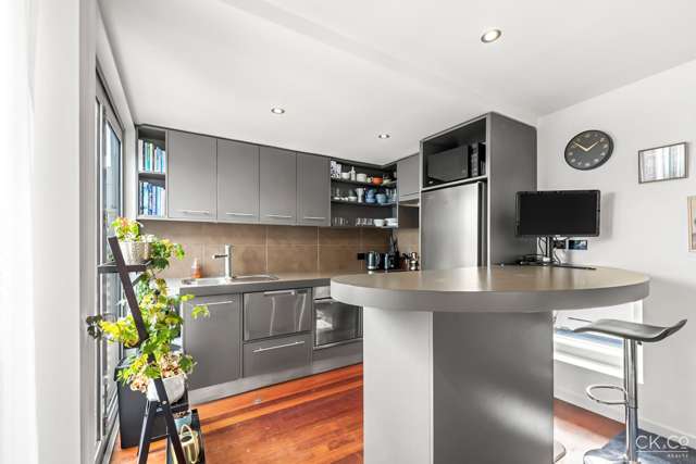 8/224 Jackson Street Petone_1