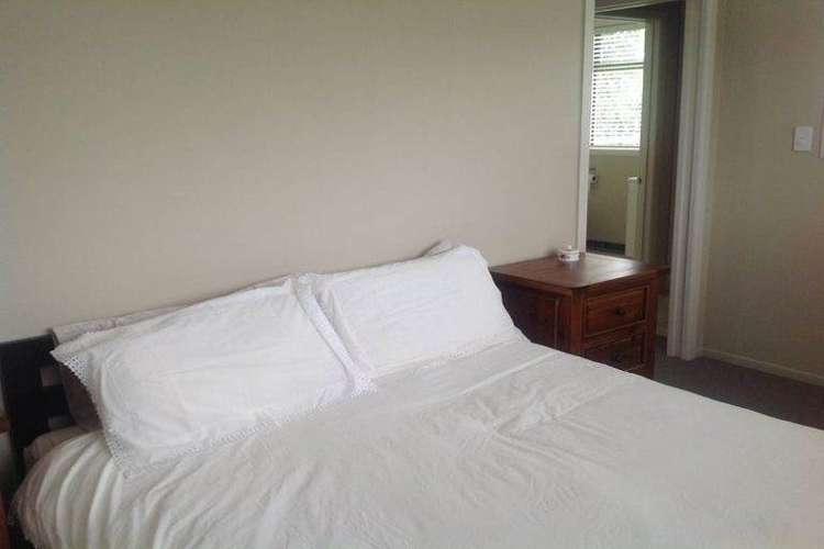 16 Lynwood Grove Dairy Flat_32