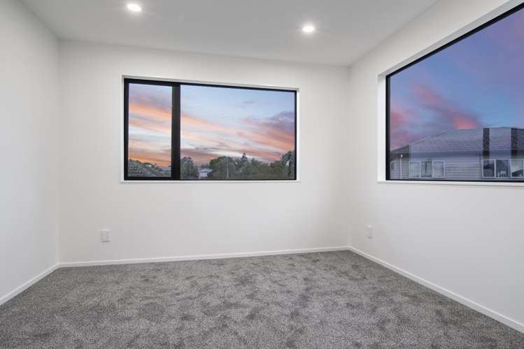 8/40 Saint Leonards Road Kelston_5