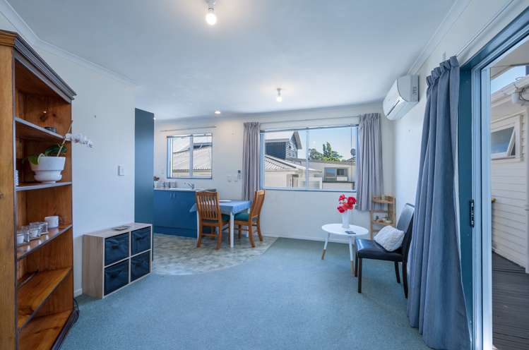 22 Andrew Street Stoke_12