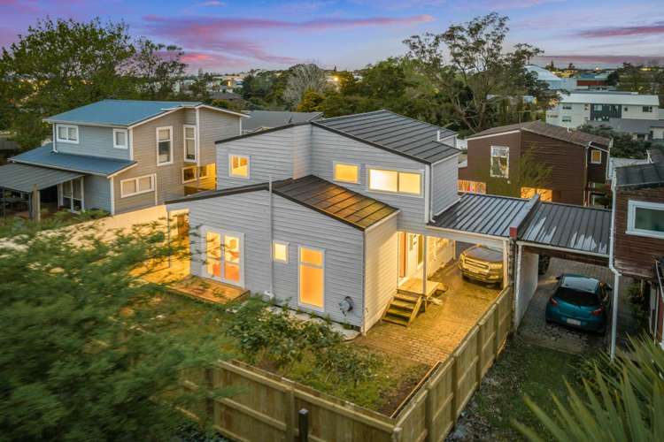 2/32a Clayburn Road Glen Eden_21