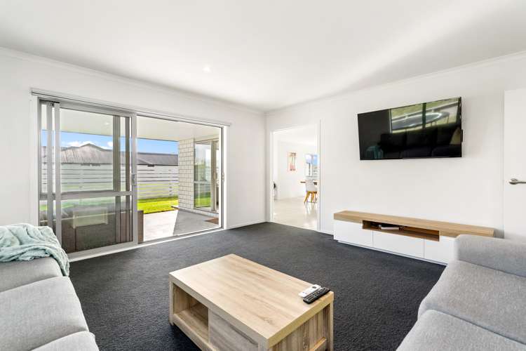 76 Stace Hopper Drive One Tree Point_10