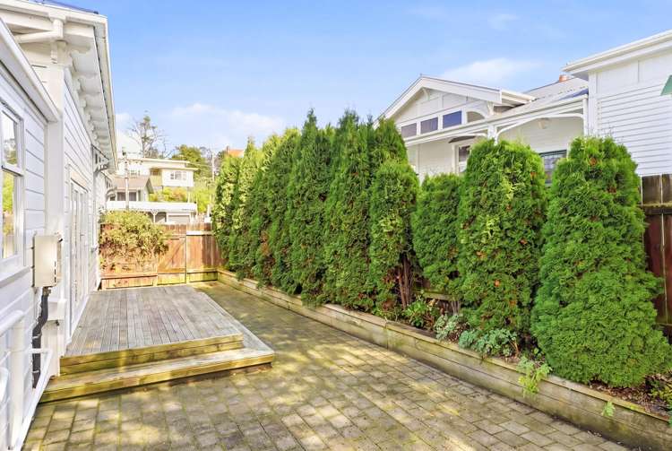 80 Great North Road St Johns Hill_24