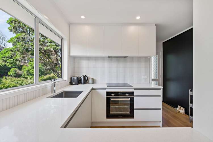 2/20 Scarlock Avenue Browns Bay_2