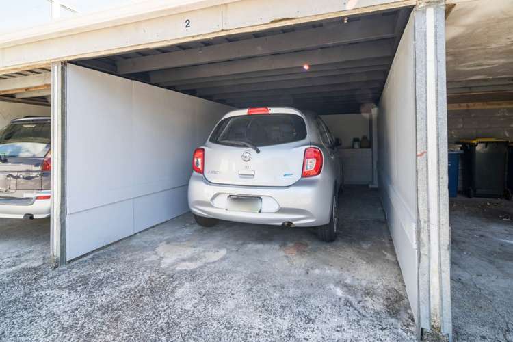 2/8 Ozich Avenue Te Atatu South_10