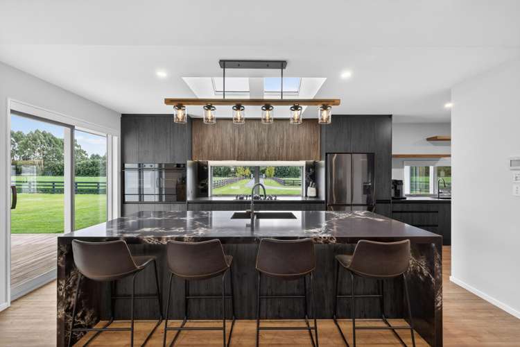 739 Robinsons Road_1