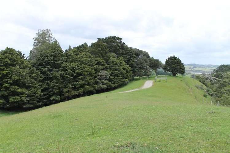 243c Mountain Road Maungaturoto_2