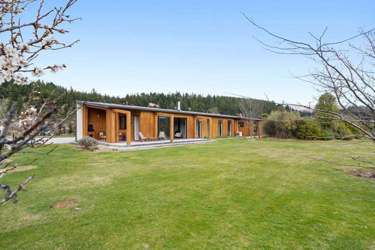 28 Pisa Road Luggate_19