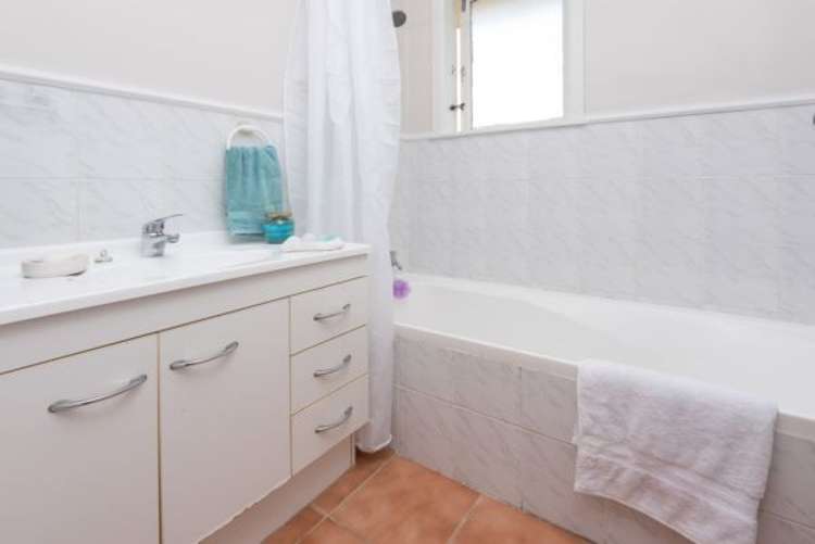 1/141 Reeves Road Pakuranga Heights_11