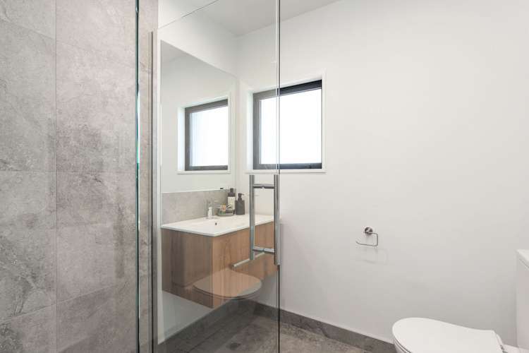 1/125 Canon Street Edgeware_11