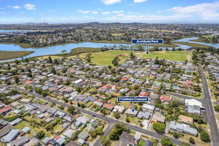 7 Cobham Crescent Kelston_22