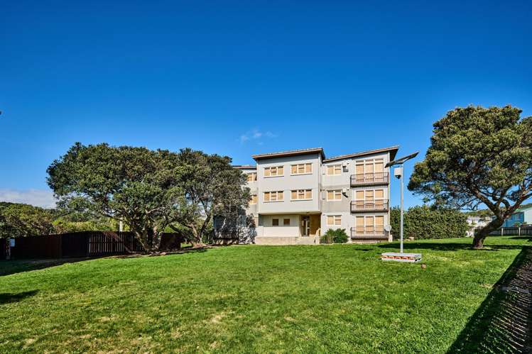 4, 6, 8 Nuku Street Strathmore Park_11