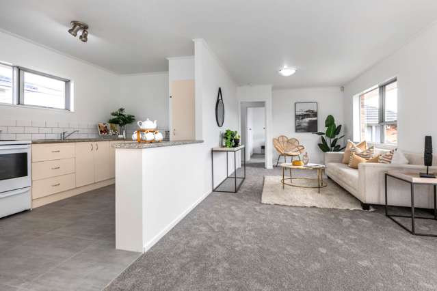 1263 Dominion Road Extension Mt Roskill_4