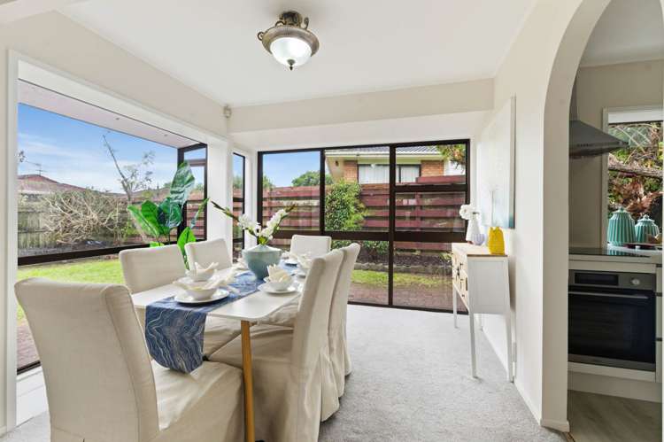 2/14 Galloway Crescent Farm Cove_5