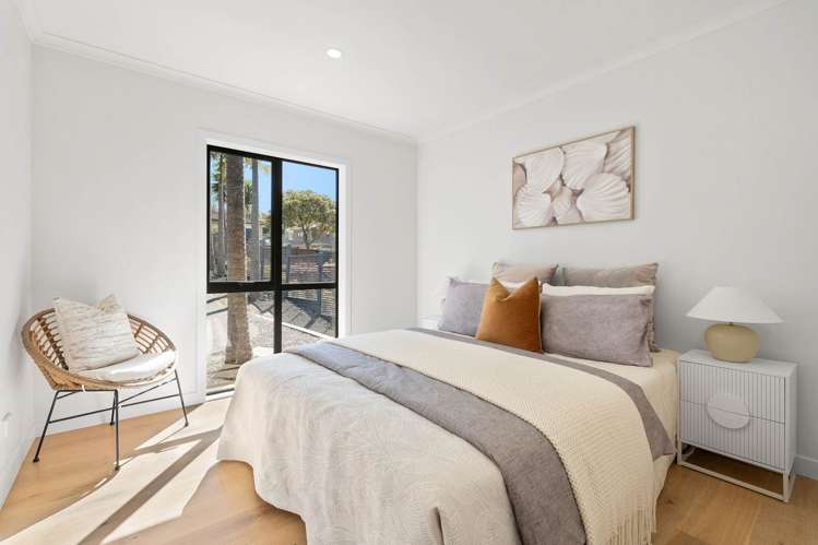 20 Baulcomb Parade Windsor Park_7