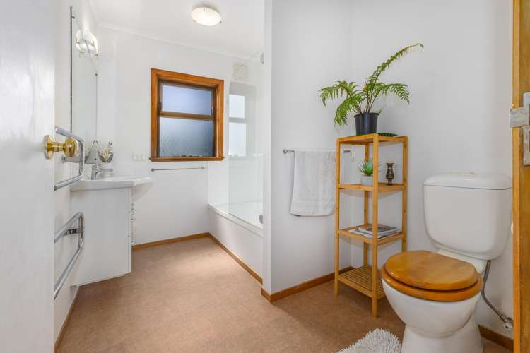 5 Miro Road Raumati South_15