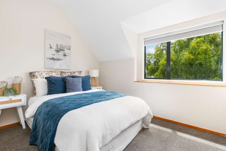 82 Chartwell Street Burwood_19