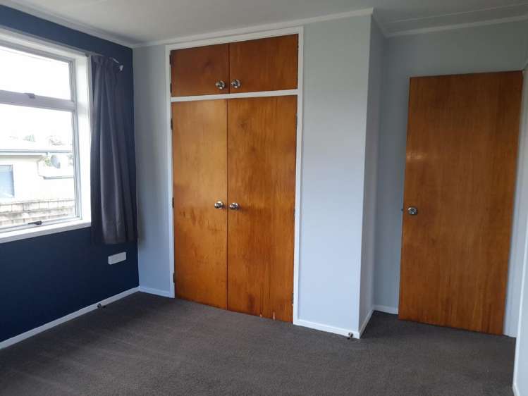2/86 Tamatea Road 11209_12