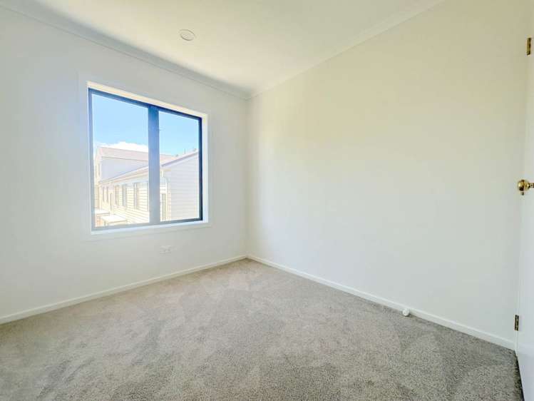 83/1 Ambrico Place New Lynn_8