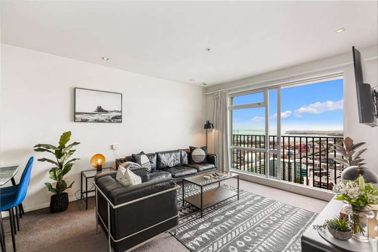 33H/16 Gore Street Auckland Central_1