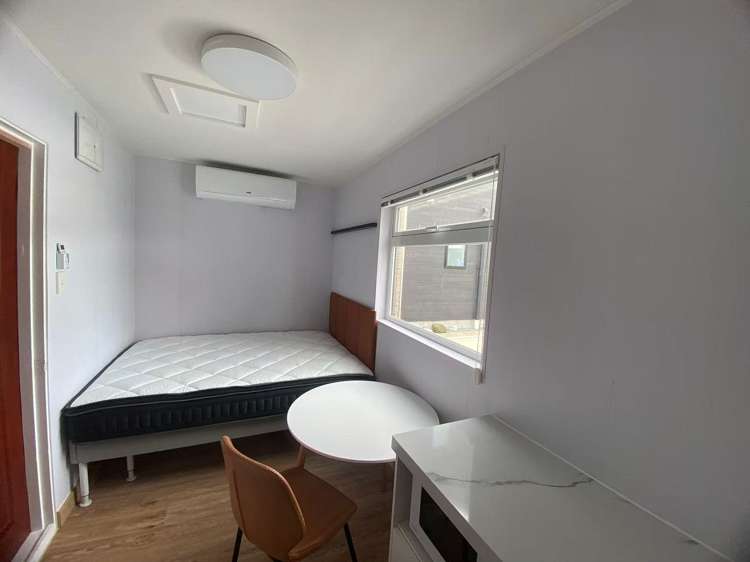 336 Worcester Street Linwood_7