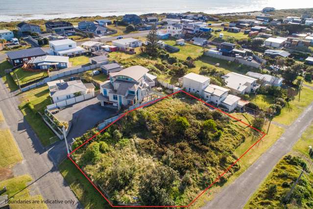 2 Nelson Street Foxton Beach_4