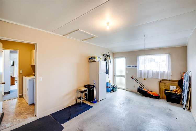 3/2 Anzac Avenue Onekawa_16