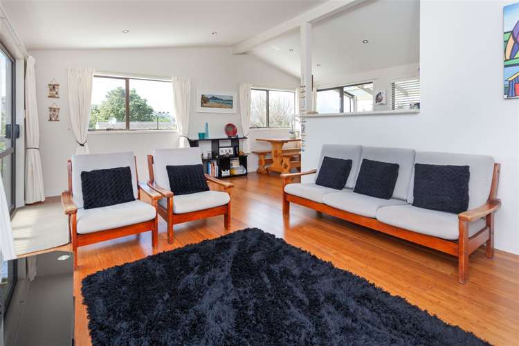 98 Ocean Beach Road Tairua_7