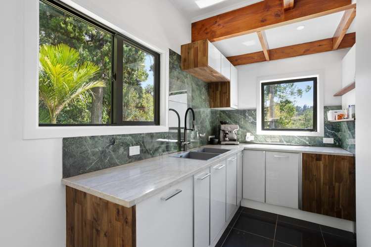 44 Paturoa Road Titirangi_12