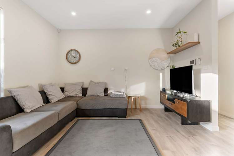 9 Holcroft Street Papakura_10