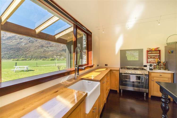 124 Lovers Leap Road Glenorchy_8