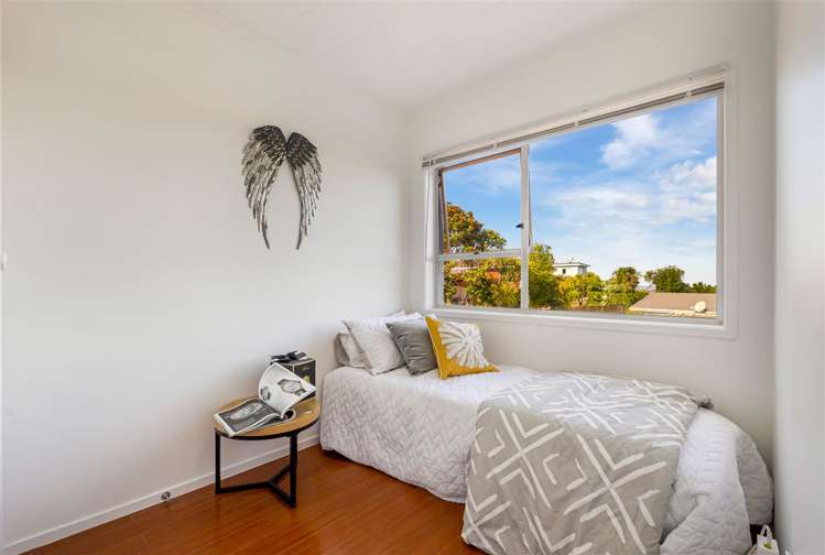 1/47 Girrahween Drive Totara Vale_9