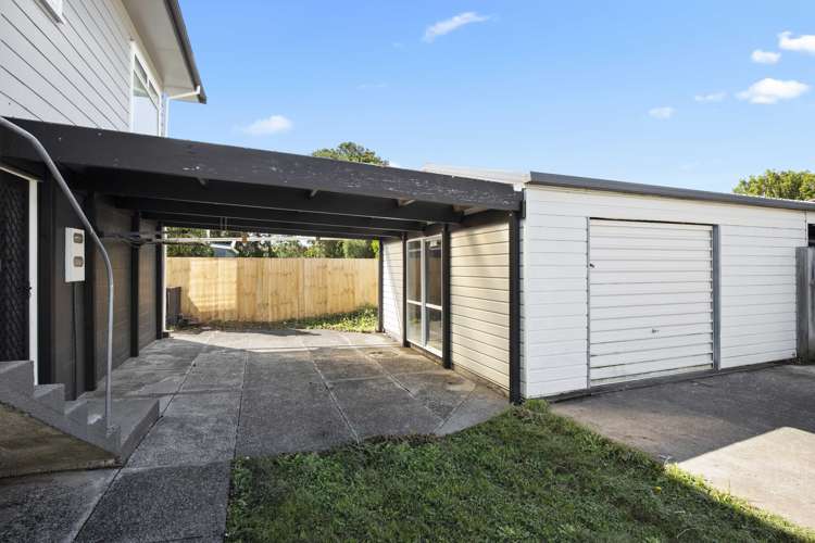 11 Crispe Road Clarks Beach_29