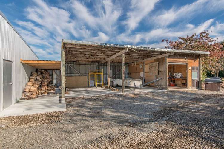 212 Howsons Road Cust_10