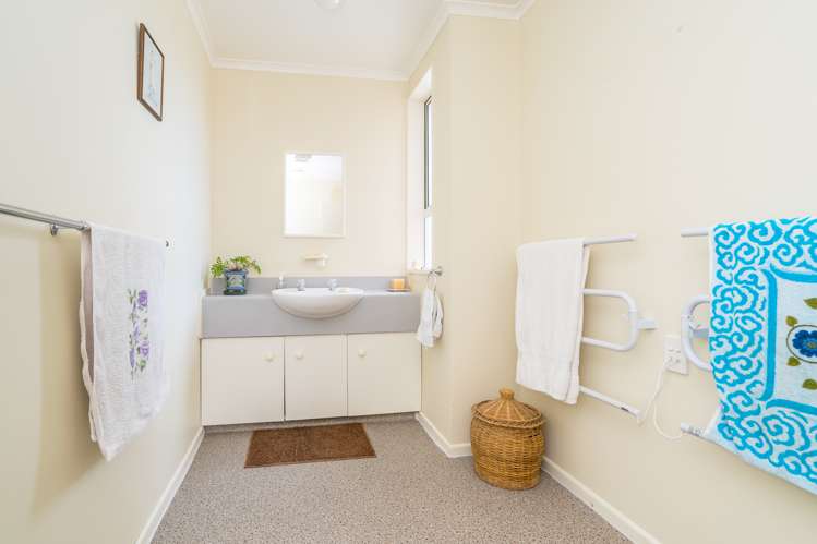 79b Oxford Street South Dunedin_12