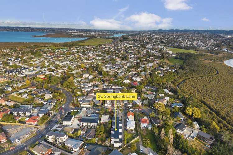 3C Springbank Lane Te Atatu Peninsula_32