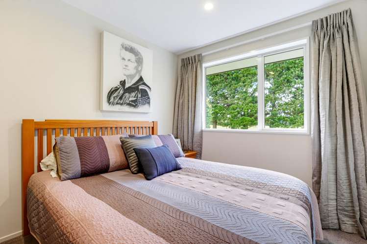 515 Bealey Road Charing Cross_30